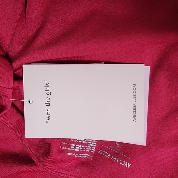 NWT AVEC LES FILLES Burgundy scoop neck 3/4 sleeve top - Picture 6 of 10